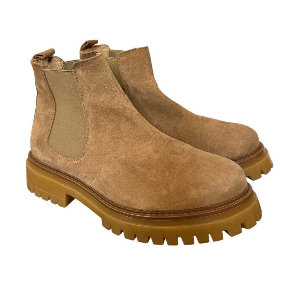 Enzo Tesoti Excellent Condition tan suede Chelsea boots size 40
